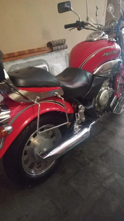 Moto Amazonas