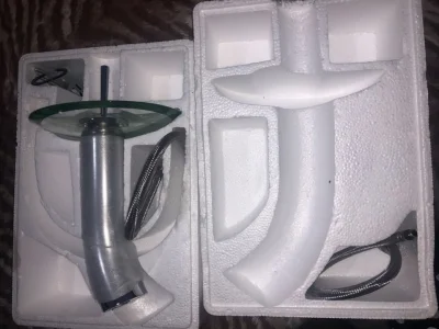Torneira Moderna em Vidro e Inox para água Quente e Fria