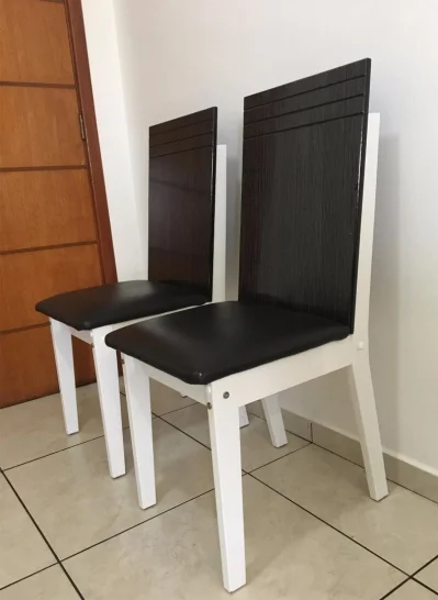 2 Cadeiras Mesa de Jantar