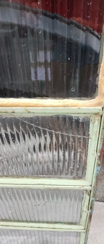 Basculante de Ferro + Folha de Vidro + Grelha de Ferro