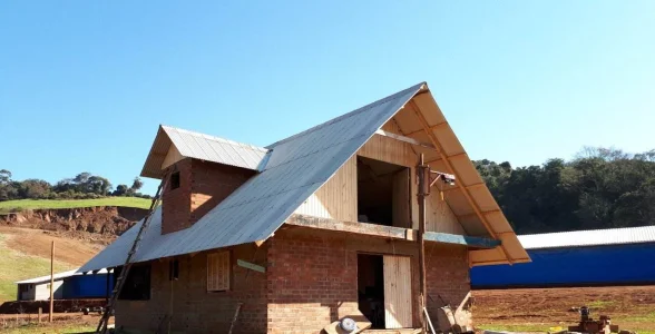 Vendo Terreno com Aviário no RS