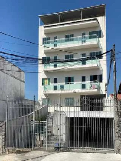 Apartamento com 2 Quartos Sala Cozinha Banheiro área de Serv