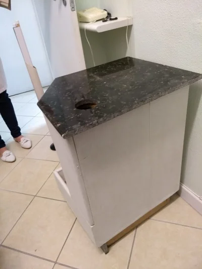 Mesa de Canto com Suporte para Bombona