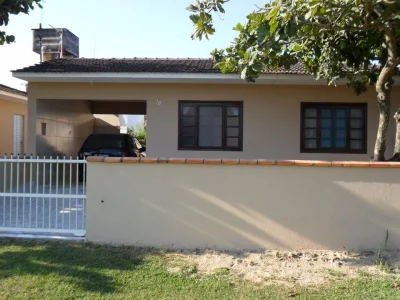 Locacao de Casa para a Temporada Verão 2018 Enseada SC