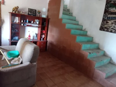 Vendo Casa com Sobrado