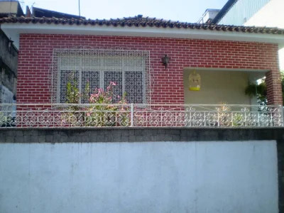 Casa Grande em Excelente Ponto Residência ou Comercial