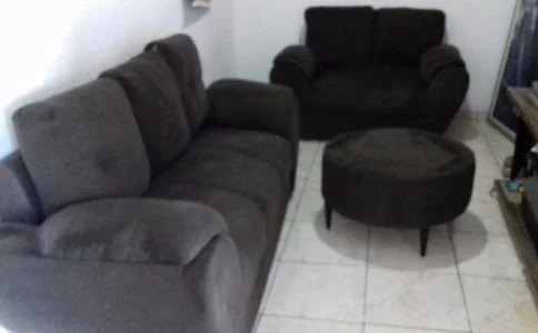Os 2 Sofás com o Centro