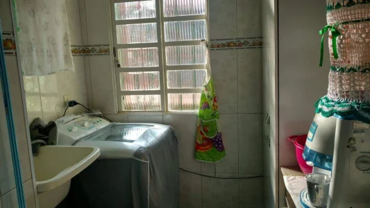 Vende SE Apto no Jardim Santo Andrã