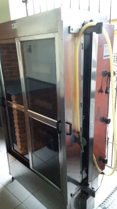 Máquina de Assar Frangos para 30 Frangos