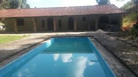 Sítio à Venda
