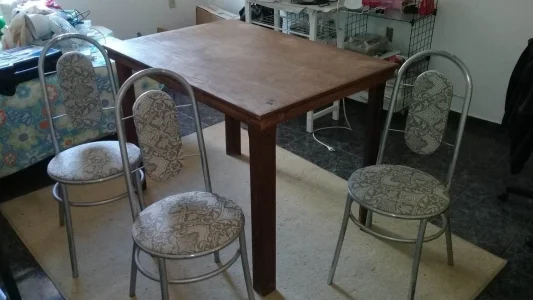 Mesa com Cadeiras