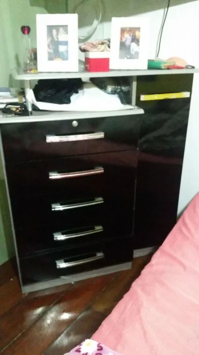 Vendo Está Linda Cômoda