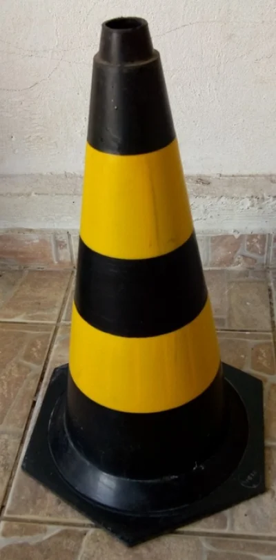 Cones de Sinalização 5 Unidades