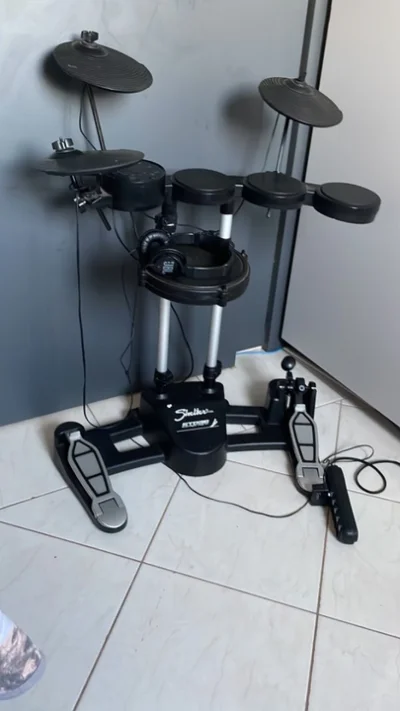 Vendo Bateria Eletrônica