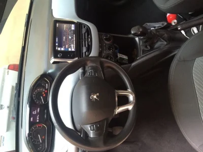 Peugeot 208/2015 Active Pack