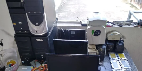 Computadores e Peças Lote