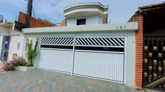 Casa com 183 m2 - Mirim - Praia Grande SP