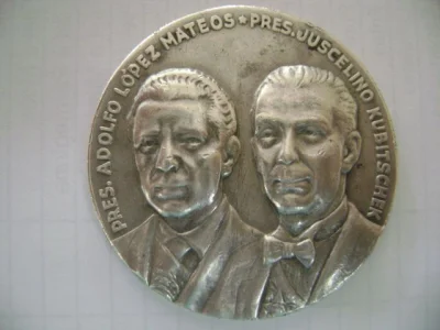 Vendo Medalha Antiga Rarissima de 1960