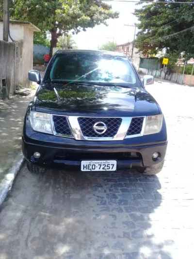 Nissan Frontier LE 4x4 2.5 16v (cab. Dupla) 2010