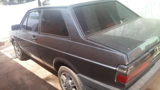 Voyage 1.8 AP Gásolina