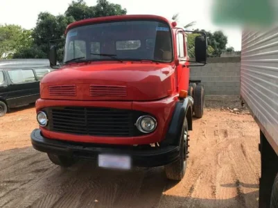 Mercedes 1519 Chassi