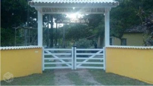 Fazendinha Luxuosa com Rio Dentro em Papucaia-caetano Imóveis