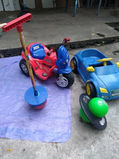 Moto Elétrica + Brinquedos