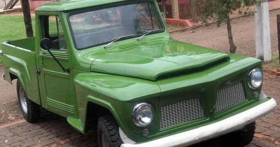 Willys F-75 Novíssima