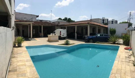 Casa a Venda Adrianopolis