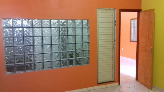 Casa Bem Localizada (lirio do Vale 2)