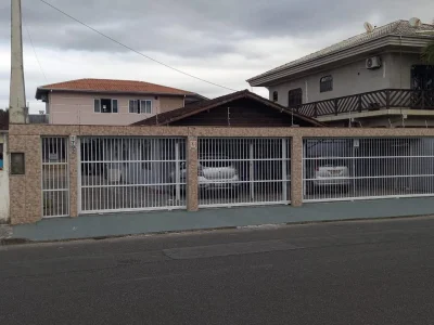 R$ 710.000,00 - Sobrado + 5 Kitnets Locadas e Mobiliadas