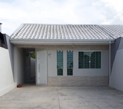 Casa à Venda 3 Quartos em Quatro Barras