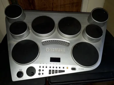Bateria Yamara