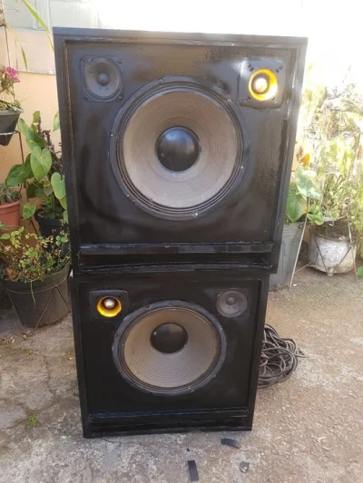 2 Caixa Acústica