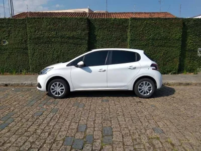 Peugeot 208 - 2018