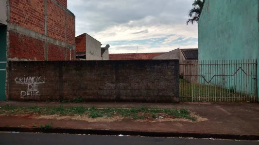 Terreno 300m2 Jardim Diamante