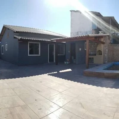 Linda Casa com Piscina em Unamar, Cabo Frio!
