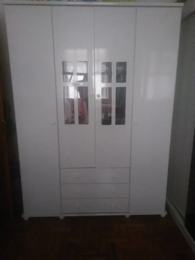 Guarda Roupa e Cômoda