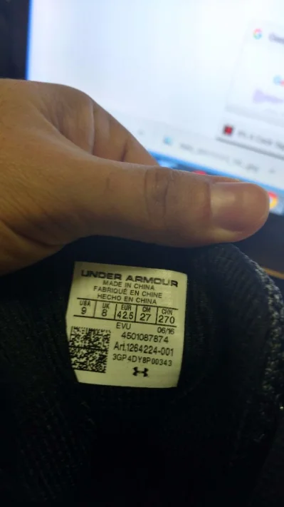 Tênis 40 Basquete Under Armour Rocket Preto e Branco