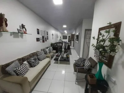 Casa com 3 Dormitórios à Venda, 250 m2 por RS 265 - Colônia Santo Antônio - Manaus-amazonas