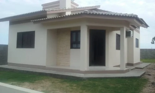 Vende Casa de Lage com Lareira