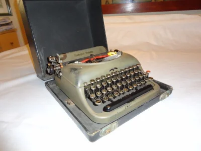 Máquina de Escrever Antiga