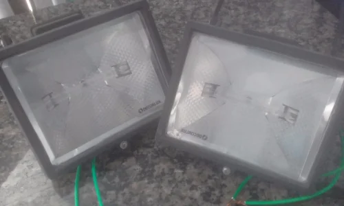 Dois Holofotes Decorlux Bivolt