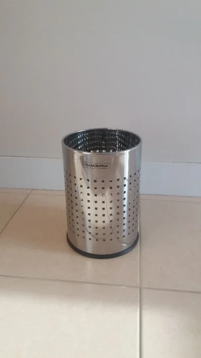 Lixeira em Inox Tramontina