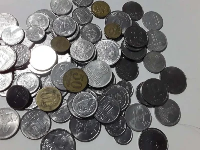 Lote de 100 Moedas Antigas