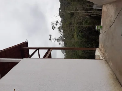 Vende-se Casa