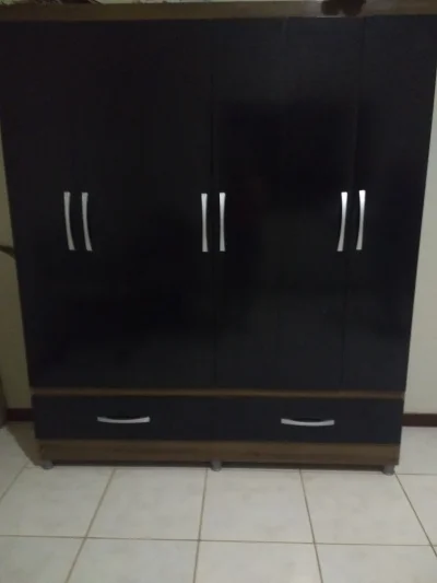 Guarda Roupa 6 Portas e Duas Gavetas