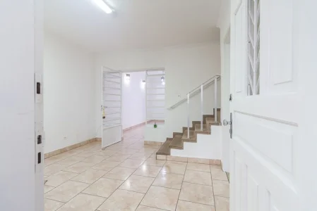 Casa Residencial ou Comercial Localizado no Bairro do Campo