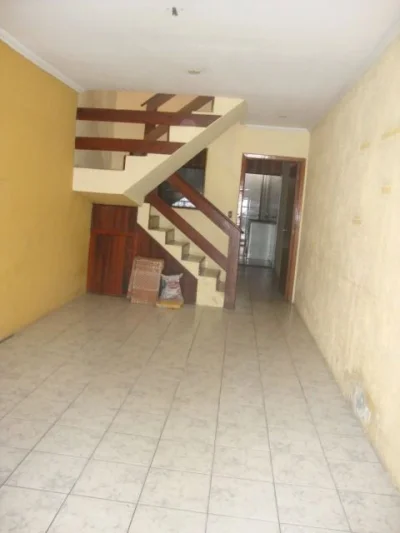 Vendo Sobrado 03 Dormitórios com Terraço!