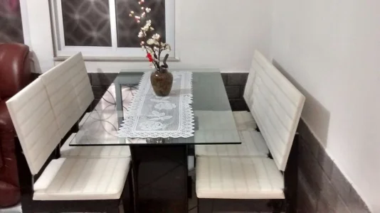 Mesa com 6 Cadeiras
